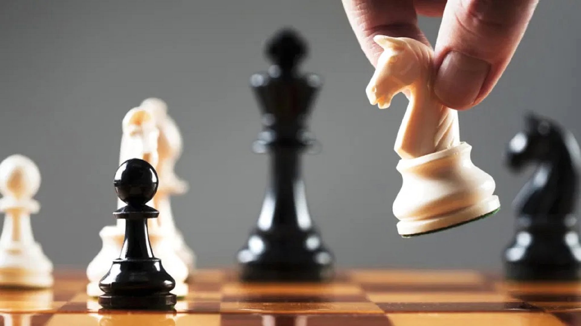 Chess lessons & Chess courses - Online Chess Coaching